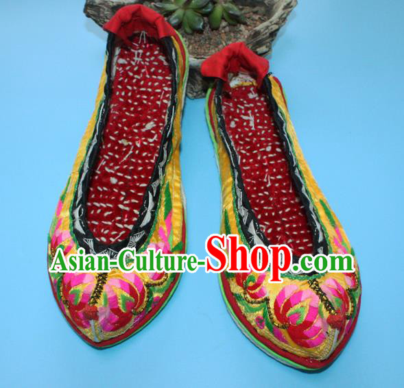 Chinese Handmade Yunnan Ethnic Yellow Satin Shoes Traditional Embroidered Shoes Yi Nationality Female Shoes
