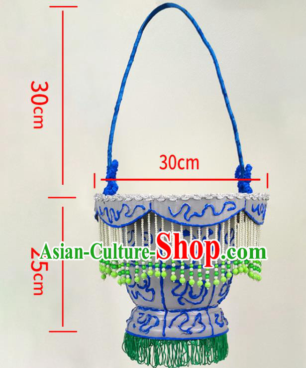 China Beijing Opera Cabas Props Shaoxing Opera Village Girl Flower Basket