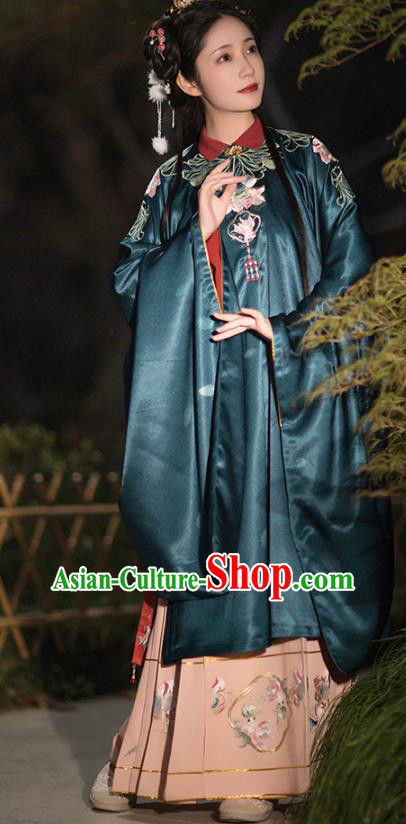 China Ancient Patrician Lady Hanfu Dress Garments Traditional Ming Dynasty Royal Princess Clothing