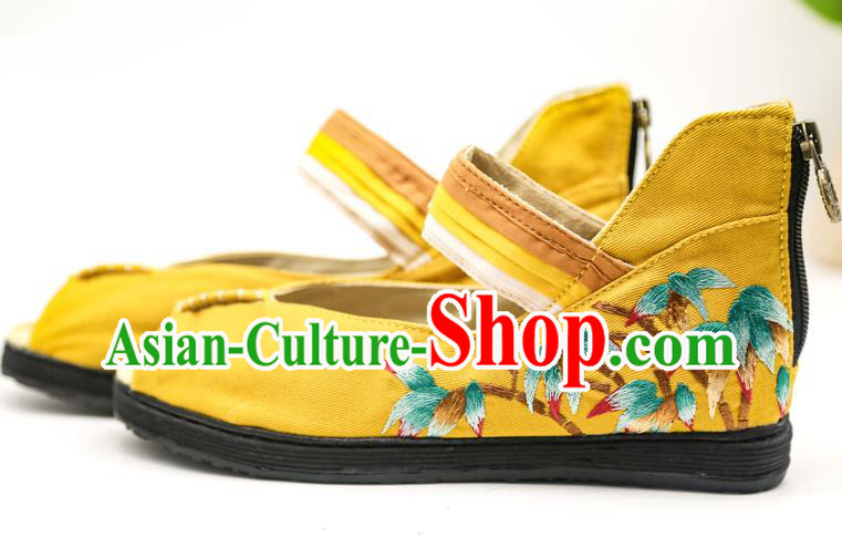 China Embroidered Bamboo Plimsolls Shoes Handmade Yellow Canvas Shoes National Folk Dance Sandal Shoes