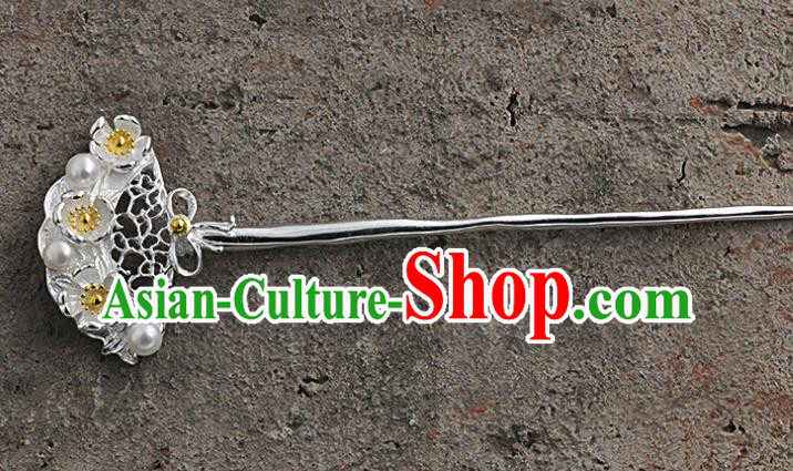 Chinese Traditional Hair Jewelry Classical Pearls Hair Stick Cheongsam Headpiece Handmade Silver Plum Hairpin