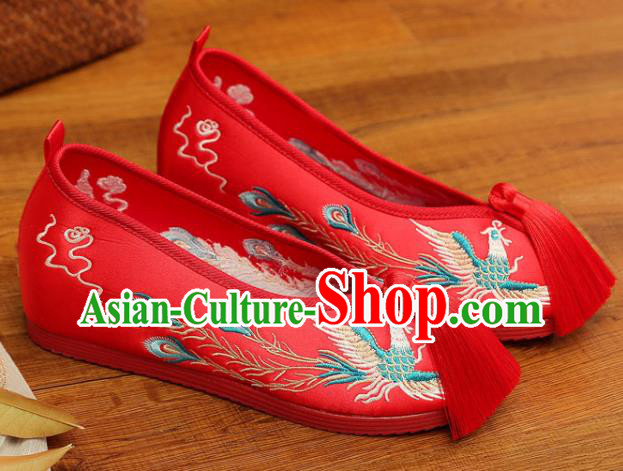 China Handmade Tassel Bride Shoes XiuHe Red Satin Shoes Hanfu Shoes Classical Wedding Shoes Embroidered Phoenix Shoes