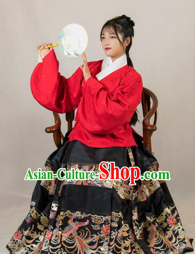 China Ming Dynasty Historical Clothing Traditional Hanfu Costumes Ancient Patrician Lady Dress Garments