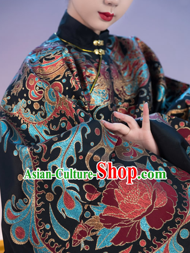 Top Chinese Ancient Imperial Queen Wedding Embroidered Garment Ming Dynasty Princess Garments for Women