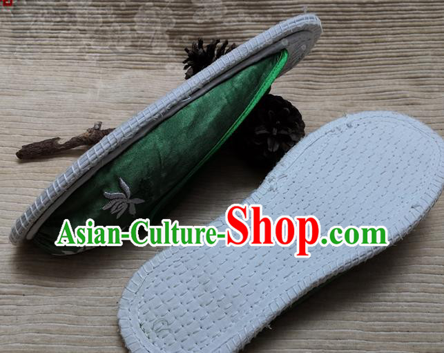 Chinese National Deep Green Satin Shoes Handmade Embroidery Chrysanthemum Shoes Woman Strong Cloth Slippers
