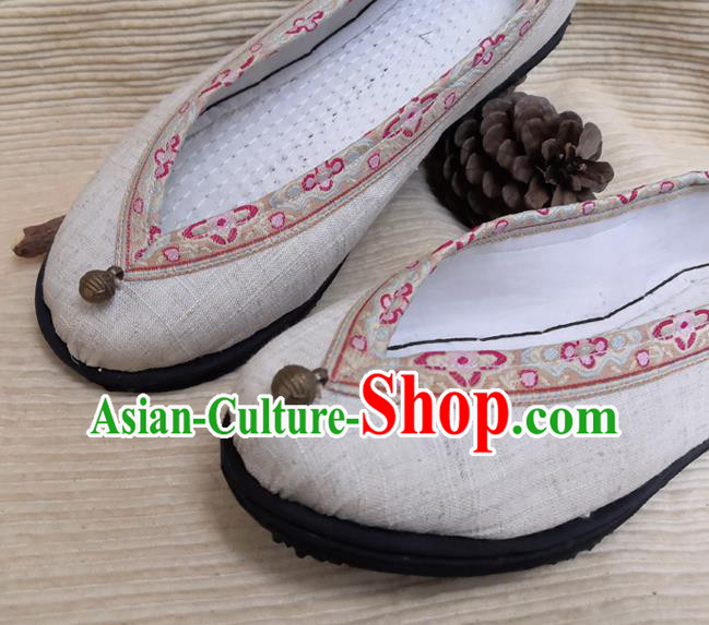 Handmade China National Woman Shoes Yunnan Beige Flax Shoes Ethnic Folk Dance Shoes