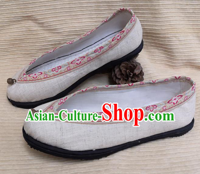 Handmade China National Woman Shoes Yunnan Beige Flax Shoes Ethnic Folk Dance Shoes
