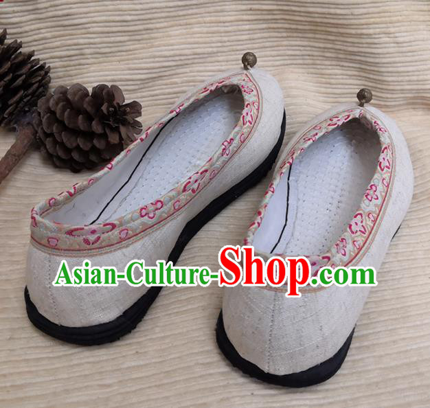 Handmade China National Woman Shoes Yunnan Beige Flax Shoes Ethnic Folk Dance Shoes