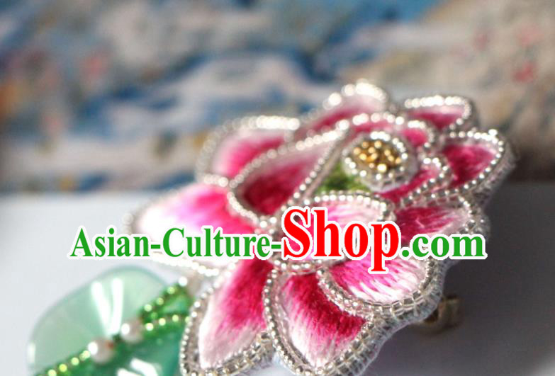 Handmade China Classical Qipao Jade Lotus Leaf Brooch Accessories Embroidered Pink Breastpin