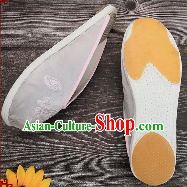 Chinese Woman Slippers National Shoes Handmade Embroidery Cloud Argent Satin Shoes