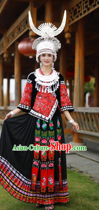 Chinese Hmong Nationality Woman Clothing Guizhou Festival Dance Garments Miao Minority Folk Dance Dress Ethnic Performance Outfits and Headwear