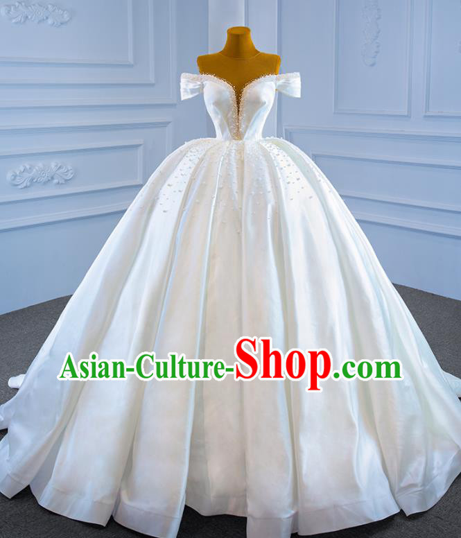 Custom Luxury Trailing Wedding Dress Compere Embroidery Pearls Garment Marriage Bride White Satin Full Dress Catwalks Formal Costume Ceremony Vintage Clothing