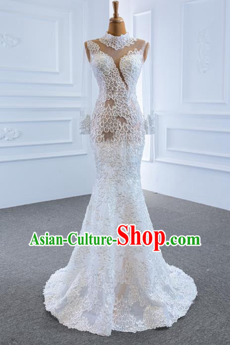Custom Luxury Formal Garment Compere White Fishtail Full Dress Catwalks Princess Costume Marriage Bride Clothing Vintage Embroidery Lace Wedding Dress