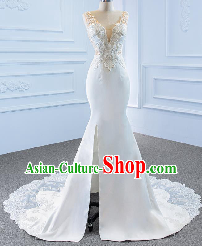 Custom Vintage Embroidery Wedding Dress Luxury Trailing Formal Garment Compere White Full Dress Catwalks Princess Costume Marriage Bride Clothing