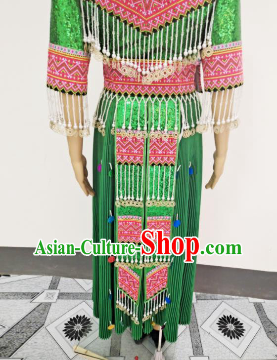 China Hmong Ethnic Dance Green Dress Outfits Traditional Yunnan Minority Bride Garments Miao Nationality Wedding Costume Photography Clothing
