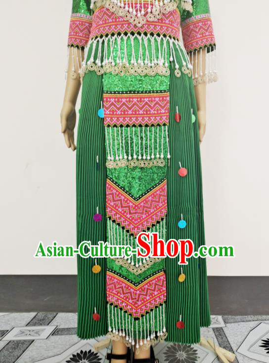 China Hmong Ethnic Dance Green Dress Outfits Traditional Yunnan Minority Bride Garments Miao Nationality Wedding Costume Photography Clothing