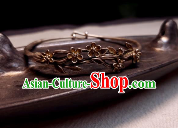 China Traditional Wristlet Accessories Handmade Silver Bangle Jewelry Ancient Minguo Bells Bracelet