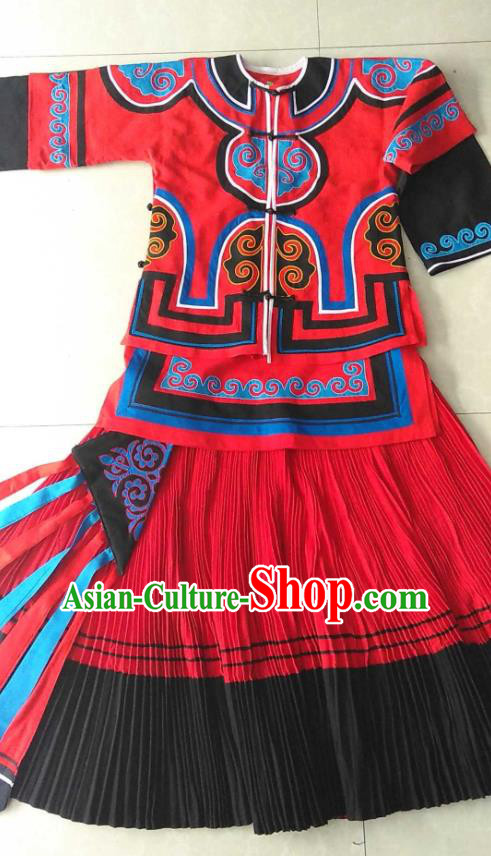 Chinese Liangshan National Minority Bride Red Uniforms Yi Nationality Dance Performance Costumes Ethnic Wedding Clothing