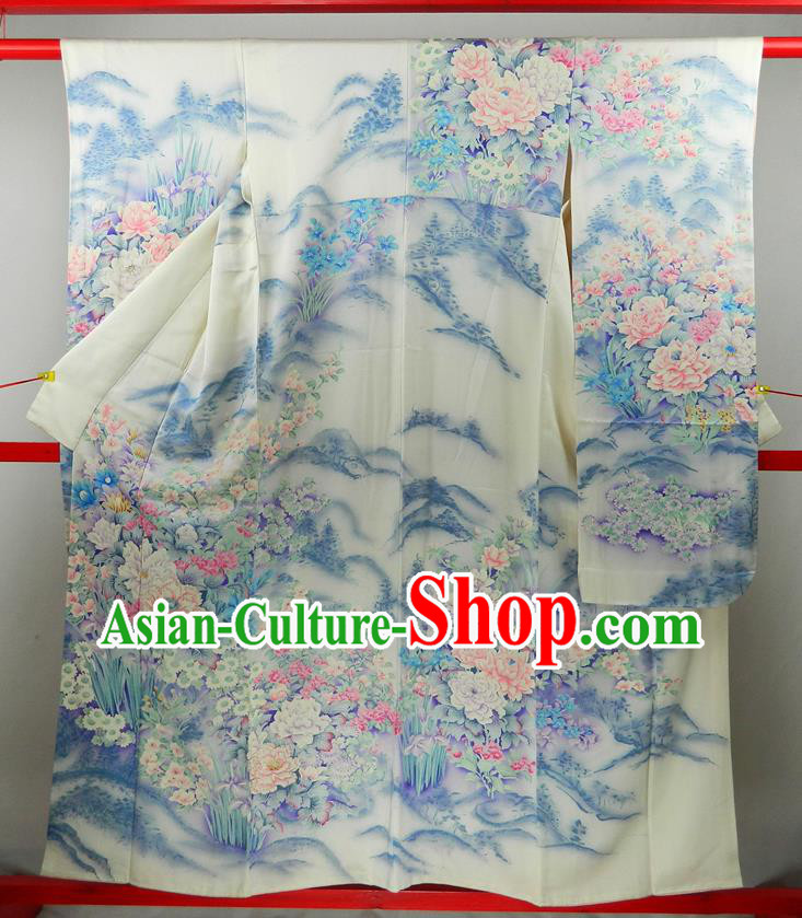 Japanese Traditional Furisode Kimono Clothing Wedding Bride Garment Costume Classical Peony Landscape Pattern Beige Yukata Dress