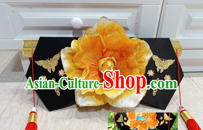 China TV Series Princess of Pearl Xiao Yan Zi Hair Accessories Traditional Qing Dynasty Court Lady Headdress Ancient Infanta Giant Wing Headpiece