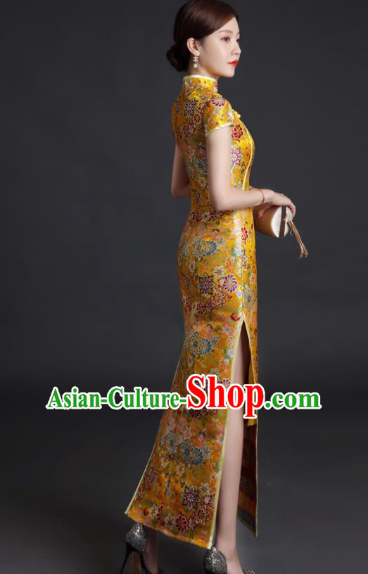 Chinese Classical Qipao Clothing Bride Golden Brocade Cheongsam Traditional Wedding Dress Compere Full Dress