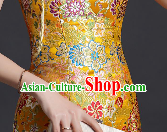 Chinese Classical Qipao Clothing Bride Golden Brocade Cheongsam Traditional Wedding Dress Compere Full Dress