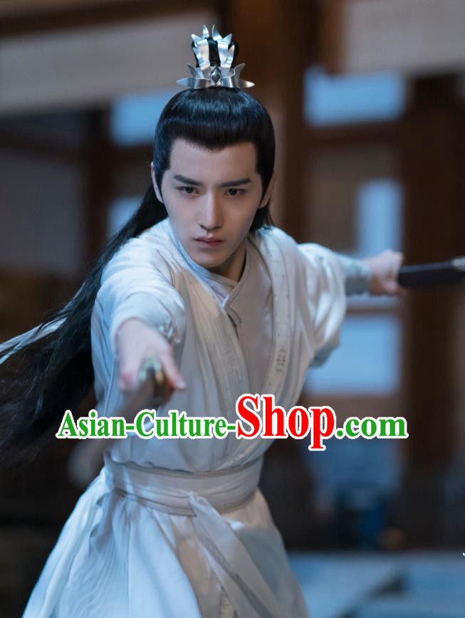 Chinese TV Series Qie Shi Tian Xia Bai Replica Costume Wuxia Young Hero White Clothing Ancient Swordsman Garments and Headpiece