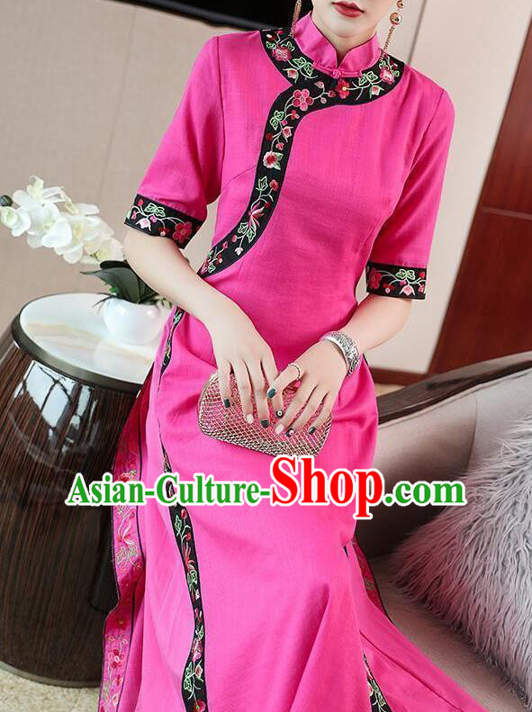 Chinese Traditional Cheongsam Embroidered Megenta Dress Aodai Qipao