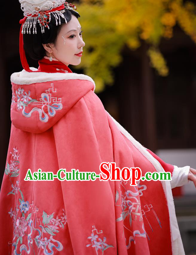 China Winter Pink Cloak Embroidered Hanfu Cape Ancient Princess Clothing Song Dynasty Woman Costume