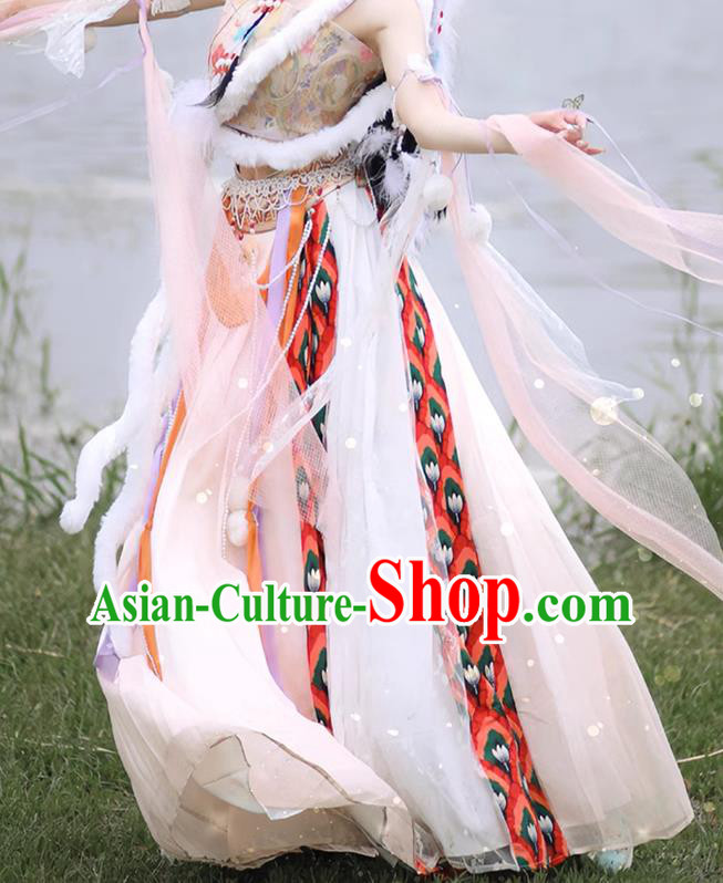 Princess Pearl Xiangfei Hanxiang Dress China Ancient Xinjiang Ethnic Beauty Clothing and Headdress