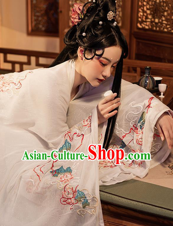 China Song Dynasty Embroidered Historical Costumes Female Hanfu White Ruqun Ancient Fairy Clothing