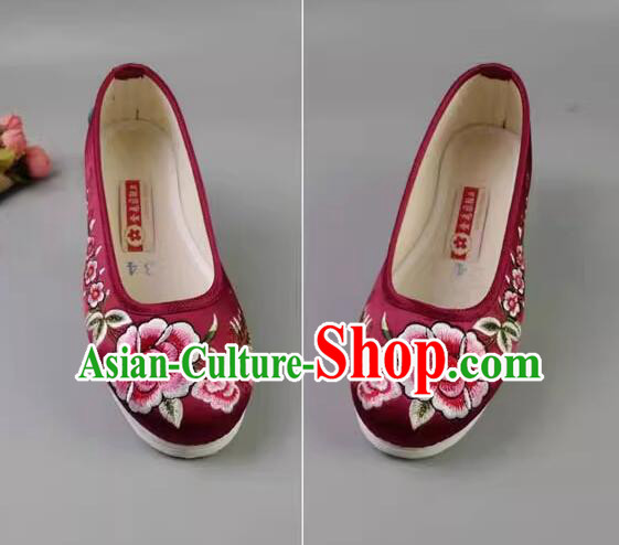 Chinese Handmade Old Peking Strong Cloth Soles Shoes Fuchsia Satin Shoes Embroidered Peony Shoes