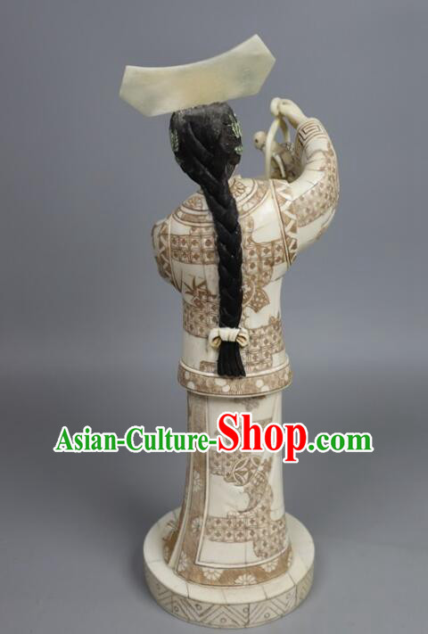 Chinese Handmade Ox Bone Handicraft Sculpture Qing Dynasty Palace Lady Statue