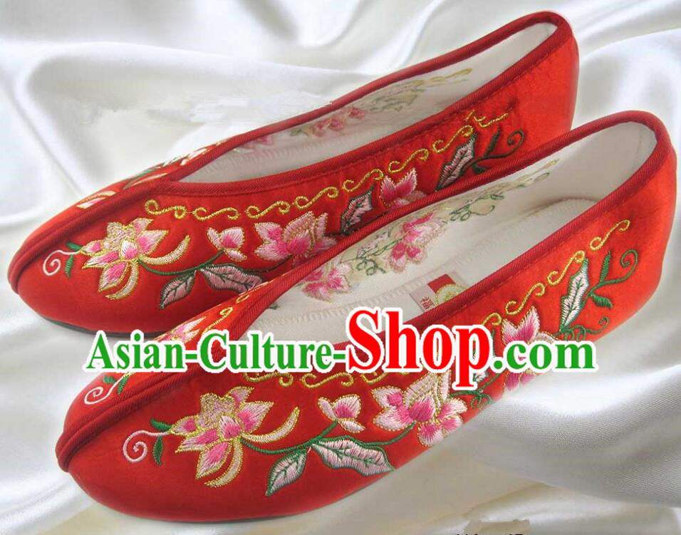 China Bride Embroidered Shoes National Shoes Traditional Wedding Red Satin Shoes