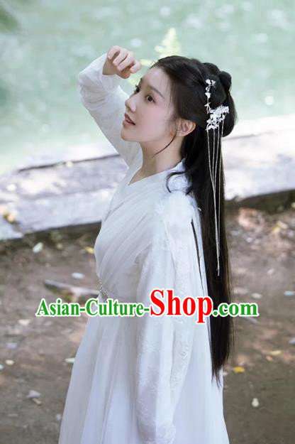 China Traditional Hanfu White Fairy Dress Ancient Goddess Clothing TV Series Swordswoman Costume