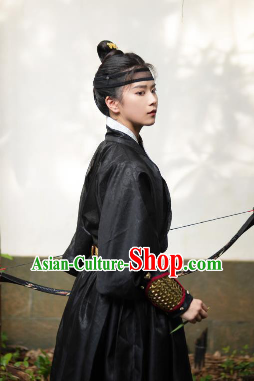 Chinese Hanfu Yisan Black Gown Ming Dynasty Swordsman Clothing Ancient Young Knight Costume