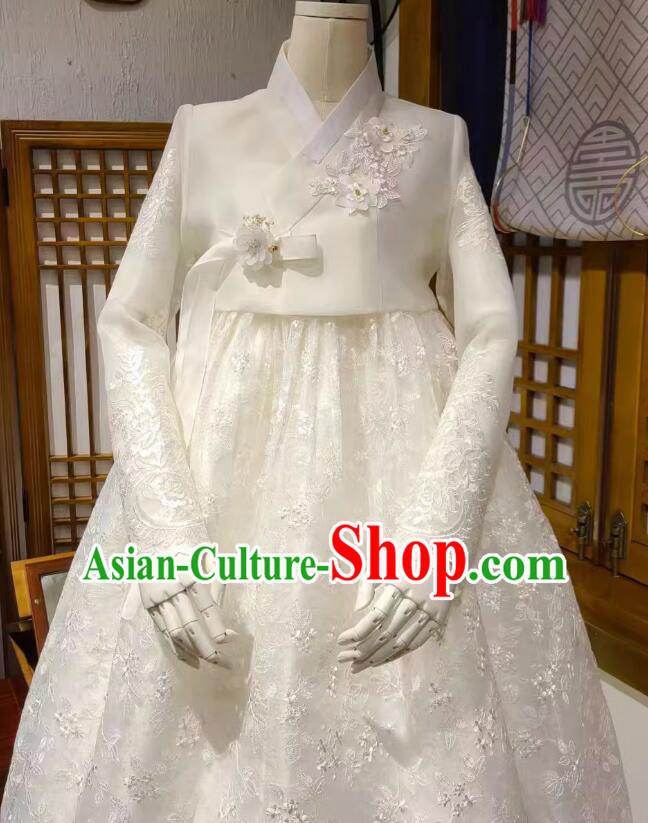 Korean Bride Fashion Embroidered White Hanbok Celebration Costume Traditional Wedding Dress