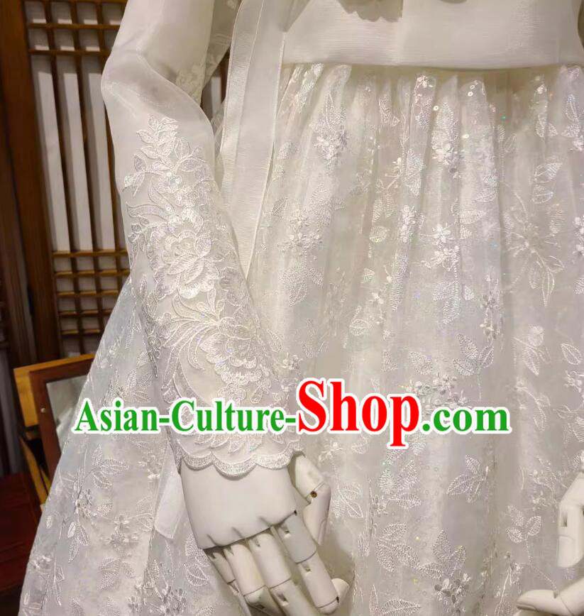 Korean Bride Fashion Embroidered White Hanbok Celebration Costume Traditional Wedding Dress