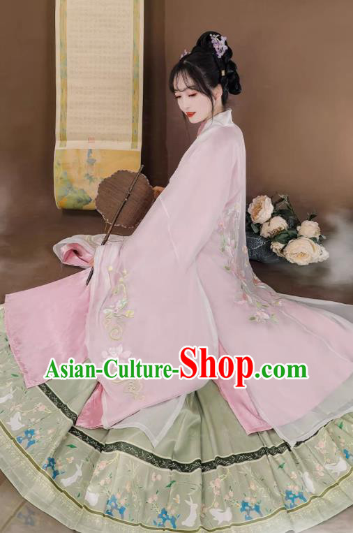 China Traditional Woman Mamian Qun Costumes Ancient Noble Lady Dress Ming Dynasty Clothing