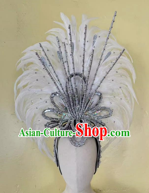 Opening Dance Performance White Feather Headdress Dance Team Samba Carnival Halloween
