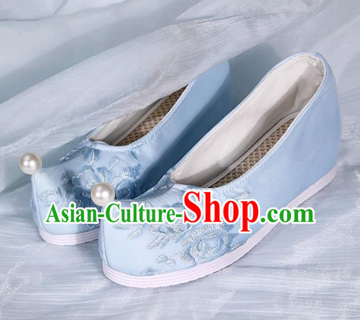 Embroidered Hanfu Shoes Light Blue Pearl Inner Height Increase