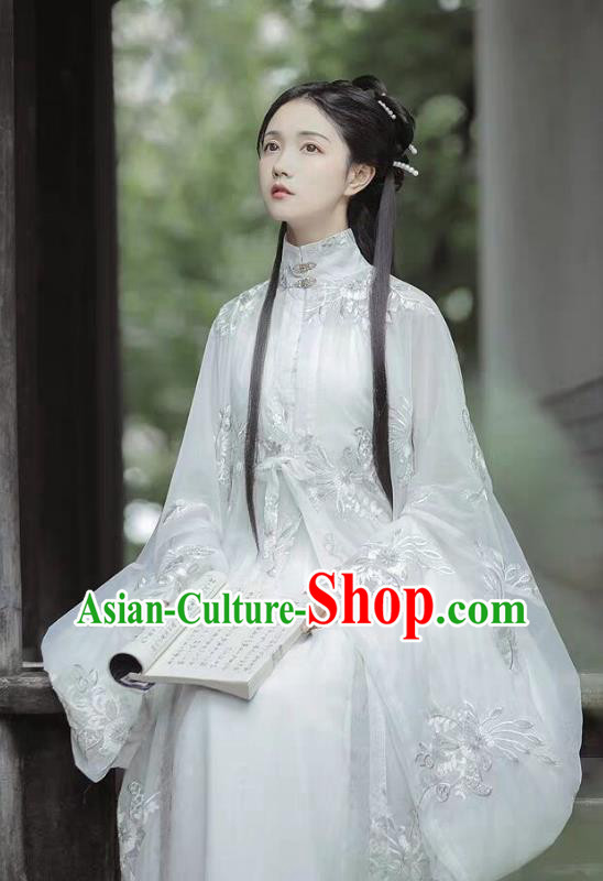 China Ancient Noble Lady Costumes Woman Light Blue Hanfu Dress Ming Dynasty Embroidered Clothing