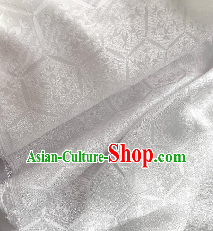White China Traditional Tortoiseshell Pattern Fabric Cheongsam Cloth Jacquard Damask Classical Mulberry Silk