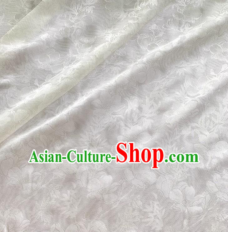 White China Jacquard Damask Classical Mulberry Silk Traditional Magnolia Pattern Fabric Cheongsam Cloth