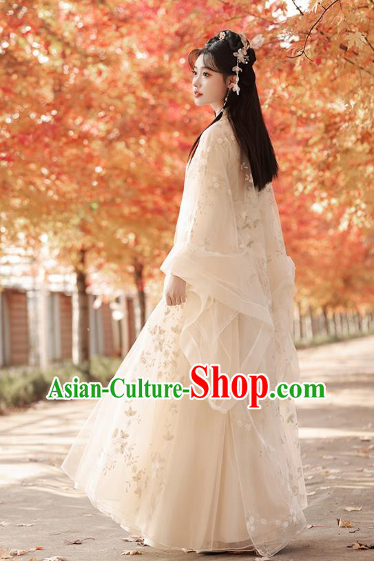 China Ancient Palace Princess Clothing Traditional Champagne Hanfu Dress Jin Dynasty Young Woman Costumes