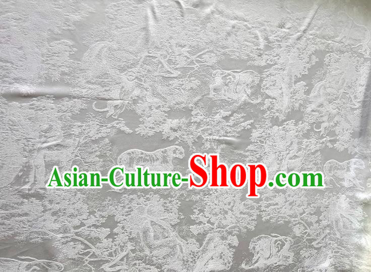 White Chinese Mulberry Silk Material Classical Beasts Pattern Silk Fabric Cheongsam Cloth
