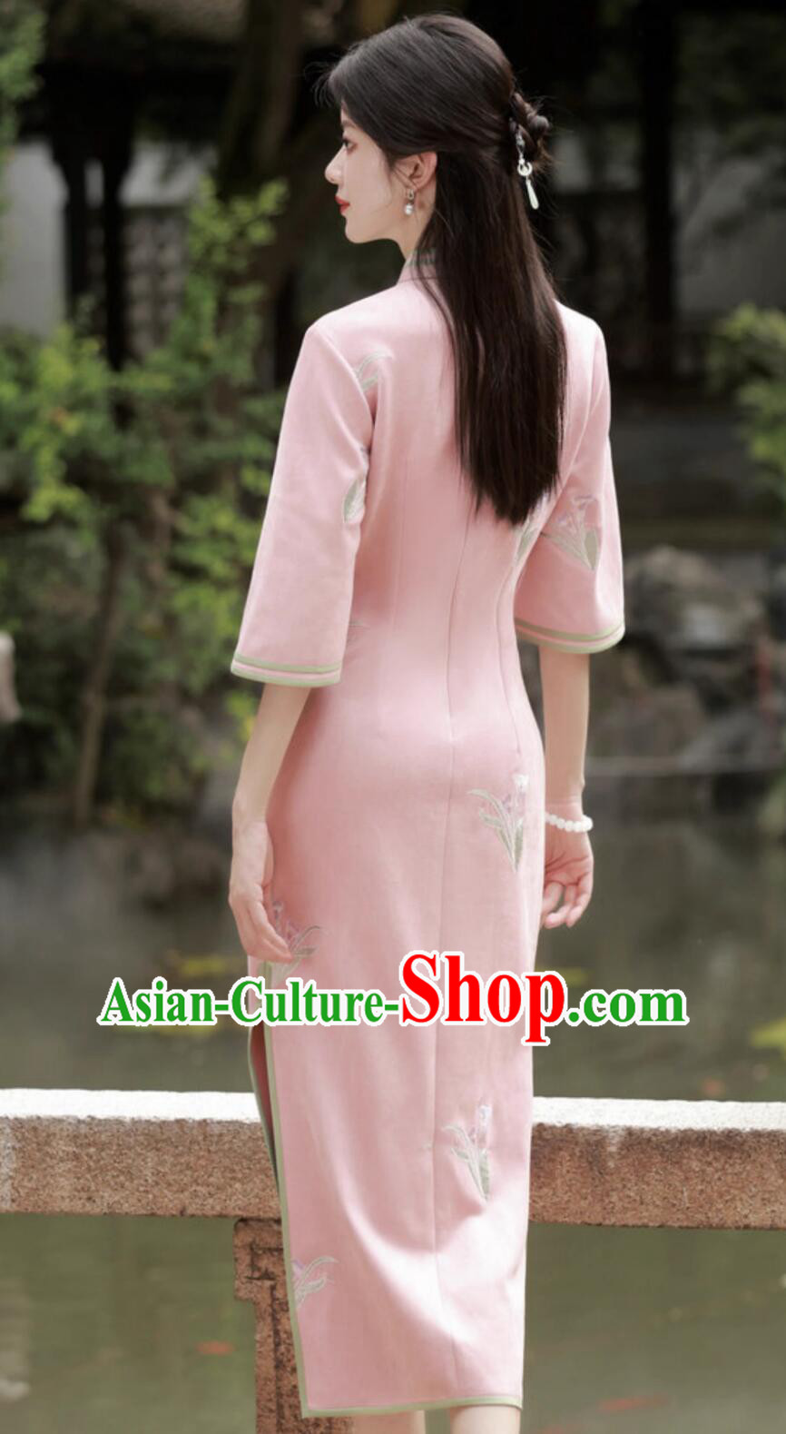 Traditional Chinese Clothing China Embroidered Qipao Dress Classical Pink Cheongsam