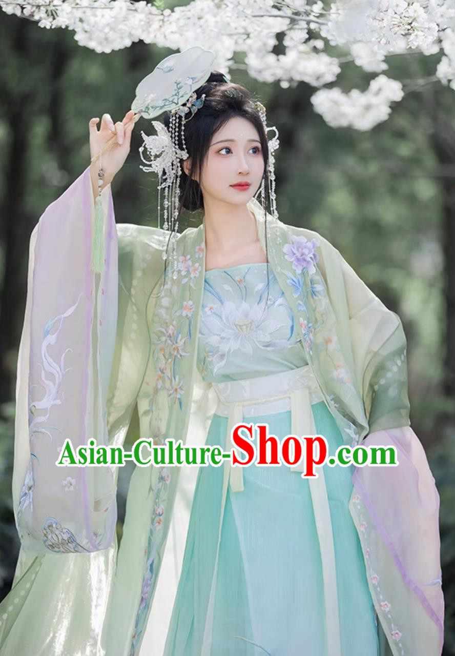 Chinese Song Dynasty Embroidered Epiphyllum Clothing Ancient China Princess Costume Traditional Hanfu Dress