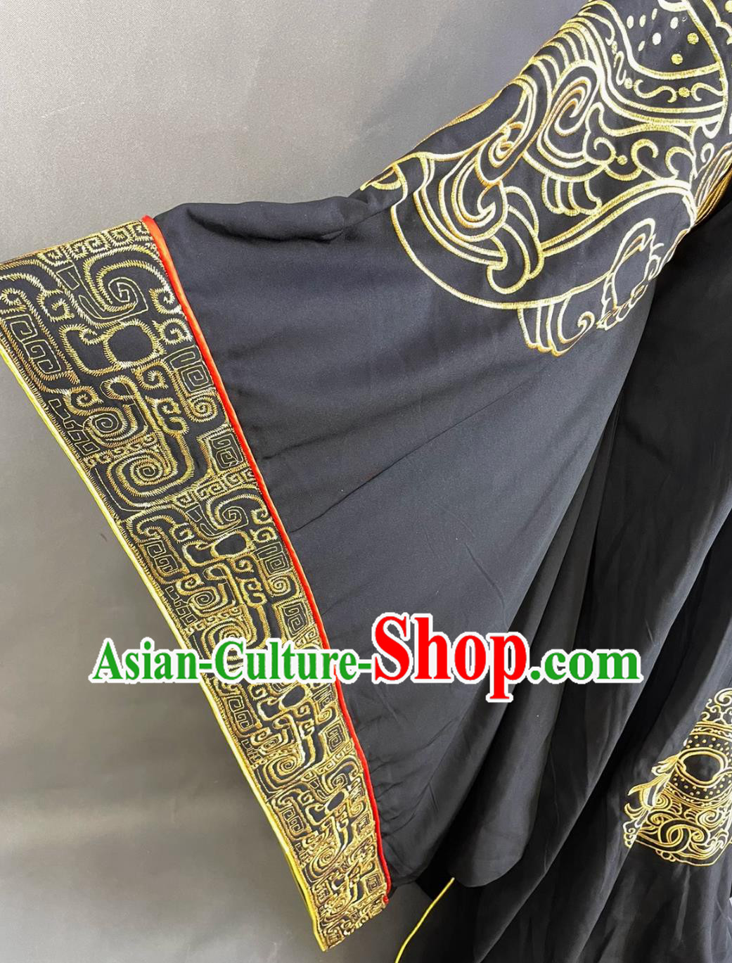 Ancient China First Emperor Clothing Traditional Chinese Qin Dynasty Hanfu Monarch Qin Shi Huang Costume