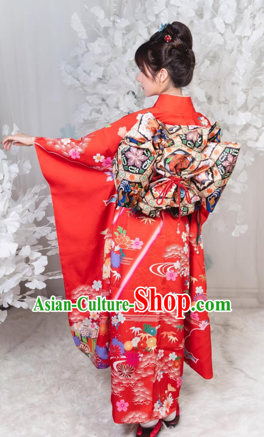 Japan Classical Red Furisode Kimono Top Japanese National Dress Traditional Orthodox Garments